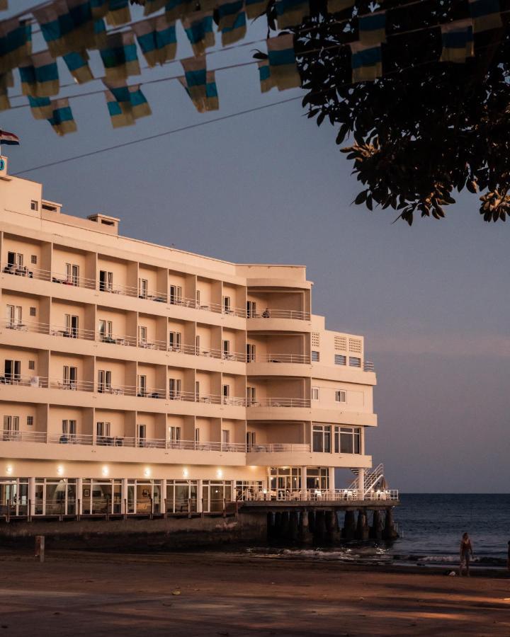 Hotel Medano Екстериор снимка