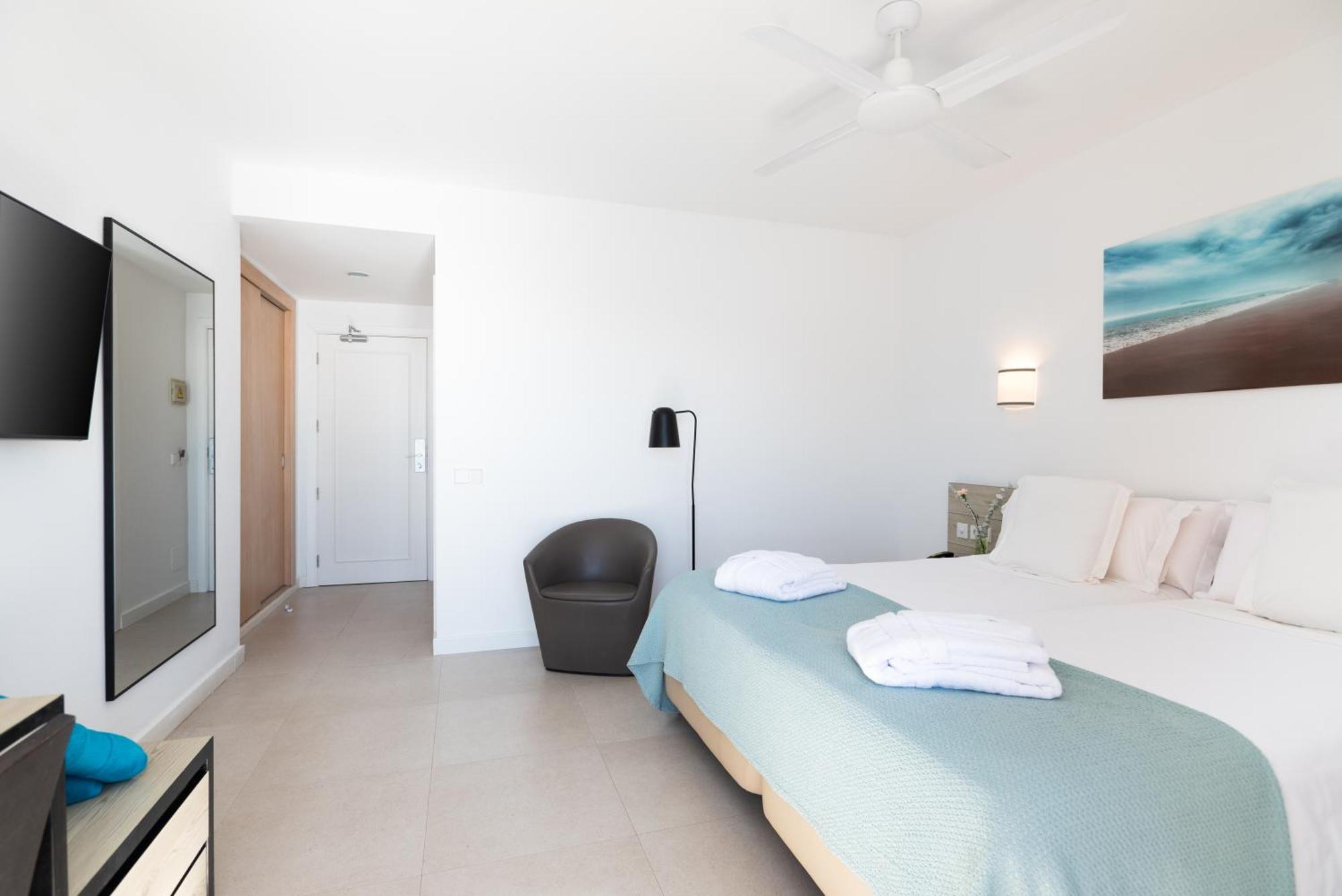 Hotel Medano Екстериор снимка